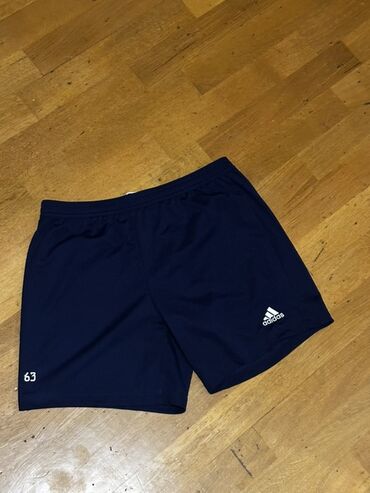 детские кроссовки для футбола: Adidas idman şortu – tünd göy rəngdə, minimal dizayn. Original