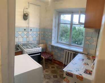 Продажа домов: 1 комната, 32 м², Хрущевка, 4 этаж, Косметический ремонт