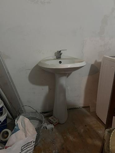 vanna olculeri: Ayagüstü (piyedestal) hamam çanağı və qarışdırıcı kran - Material — 1
