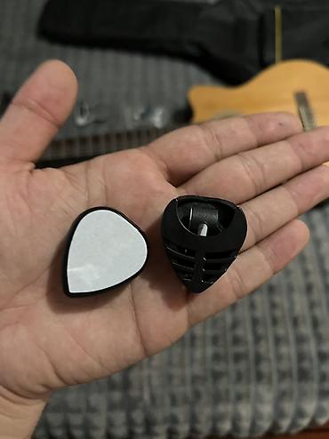 Klassik gitaralar: Klassik gitara, İşlənmiş, Ödənişli çatdırılma, Pulsuz çatdırılma, Rayonlara çatdırılma -da lalafo.az — 11 Klassik gitaralar: Klassik gitara, İşlənmiş, Ödənişli çatdırılma, Pulsuz çatdırılma, Rayonlara çatdırılma — 11