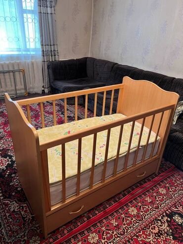 медицинские кровать: Детская кроватка с ортопедическим матрасом от фирмы Лина (Lina). Внизу