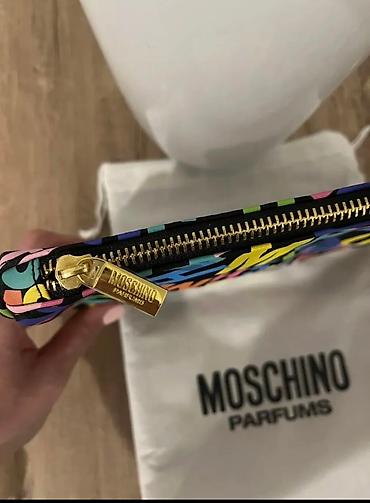 orginal canta: Косметичка Moschino. Оригинал. Новая. Можно носить как клатч. Размер — 2