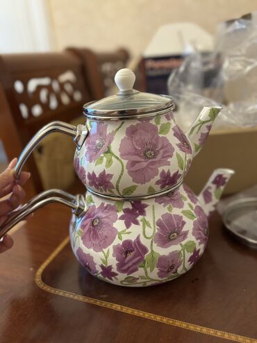 Чайники: Новый, цвет - Сиреневый, Чайник, 1,5 л, Азербайджан