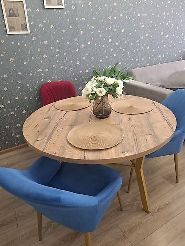 small table: Круглый обеденный стол со стульями в современном стиле. - Размер:120 — 1