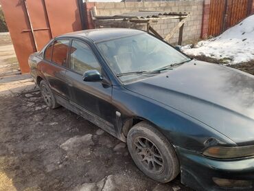 2107 салон: Mitsubishi Galant: 1999 г., 2 л, Механика, Бензин, Седан