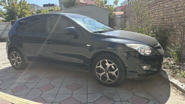 нива тайга 2010: Hyundai i30: 2010 г., 1.6 л, Автомат, Бензин, Хэтчбэк