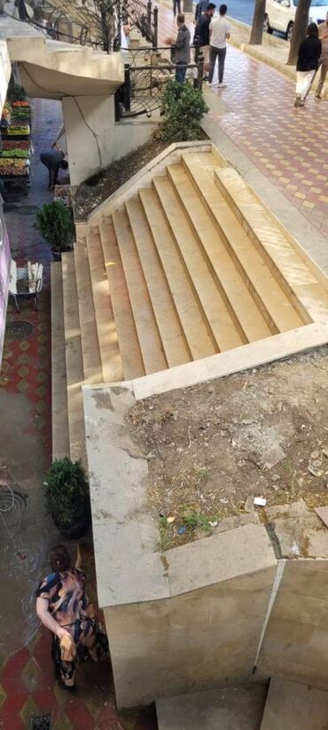 Kommersiya daşınmaz əmlakının satışı: Nizami metrosunun yaxınlığında, Qoç ət restoranın yanında 16 mərtəbəli — 1