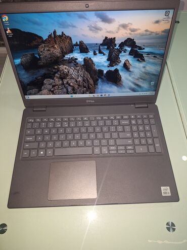 Dell: Intel Core i3, 8 GB OZU, 15.6 " — 3