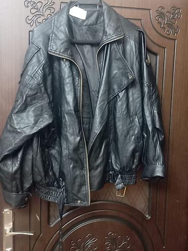 Kurtkalar: Qara dərimsi materialdan qadın/kişi üçün oversize üslubda qısa — 1