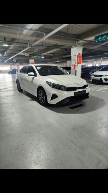 как можно купить машину в рассрочку: Kia K3: 2021 г., 1.6 л, Вариатор, Бензин, Седан