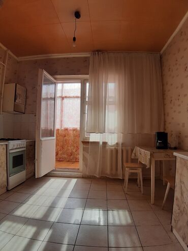 квартира на долгий срок собственник: 2 бөлмө, 52 кв. м, 106-серия, 4 кабат, Косметикалык ремонт