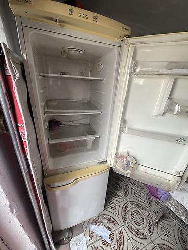 Холодильники: Холодильник Samsung, Двухкамерный — 10