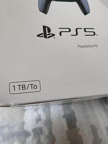 PS5 (Sony PlayStation 5): PlayStation 5 (модель CFI-2116) с дисководом, внутренняя память 1 ТБ — 1