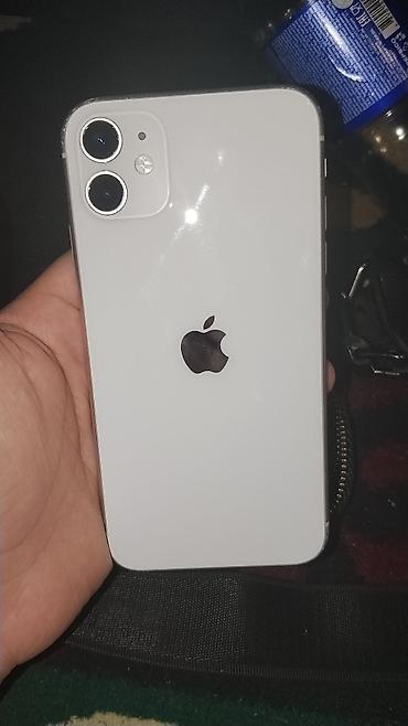 iphone 8s plus: IPhone 11, белый цвет - Дисплей 6.1" Liquid Retina HD с вырезом под — 3
