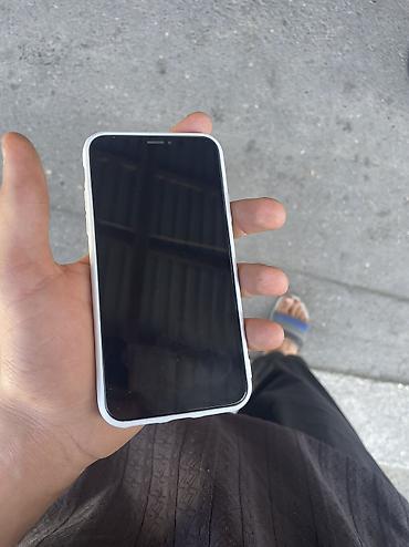 13 ipone: IPhone X, 64 GB, Qara — 1