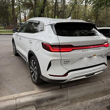 BYD: BYD Song Plus: 2024 г., 1.5 л, Автомат, Гибрид, Кроссовер — 2