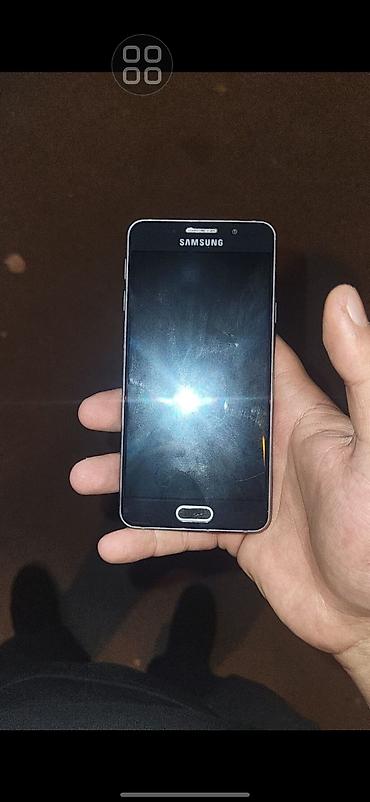 Samsung Galaxy A3, 16 GB, rəng - Qara, İki sim kartlı