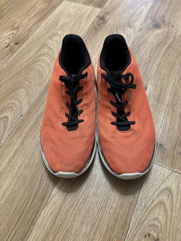 Кроссовки и спортивная обувь: Б/у отдам хорошо — 6