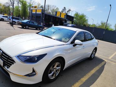 Hyundai: Hyundai Sonata: 2019 г., 2 л, Автомат, Газ, Седан — 5