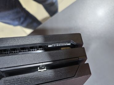 soyuducu xirdalan: 🎮 PS4 (Proshivkali) – 2TB SSD + 25 Oyun – Satılır 🔹 Model: PS4
