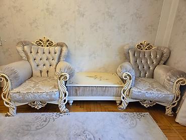 Mebel: İşlənmiş, Klassik divan, Divan, Bazasız, Açılmayan — 2
