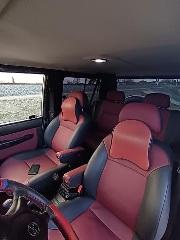 Digər avtomobillər: SUV – 3 qapılı, ağ rəng - Krossover/Geländewagen kuzovu, qısa baza - — 9