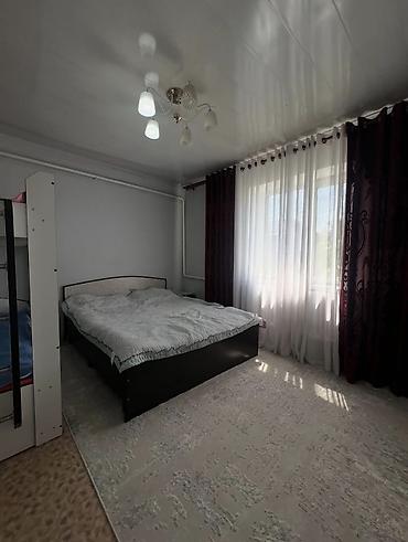 интересует: 🏡 Продается просторный жилой дом в жилмассиве Ак-Орго! 📍 Адрес: ж/м — 5