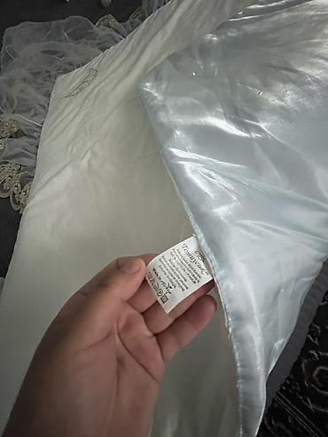 Товары для новорождённых: Нарядный конверт на выписку для новорождённого Своя цена 2500с отдам — 2