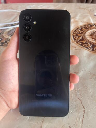 телефон fly era energy 2: Samsung Galaxy A24 4G, 128 ГБ, цвет - Черный