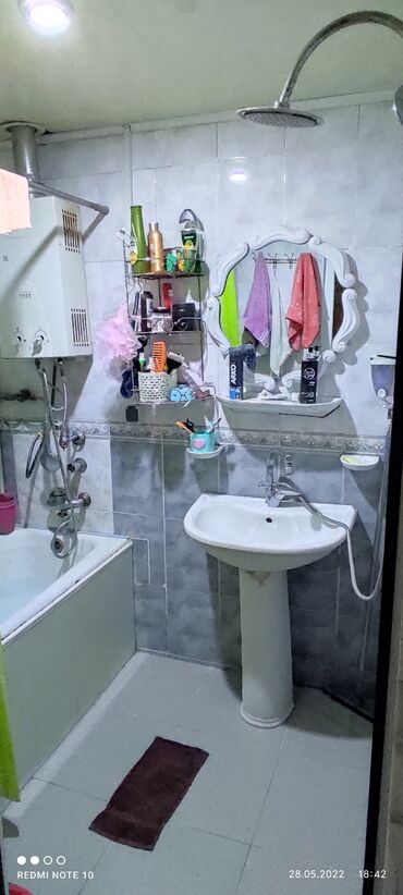 Köhnə tikili: Xırdalan, 3 otaqlı, Köhnə tikili, 68 kv. m -da lalafo.az — 8 Köhnə tikili: Xırdalan, 3 otaqlı, Köhnə tikili, 68 kv. m — 8