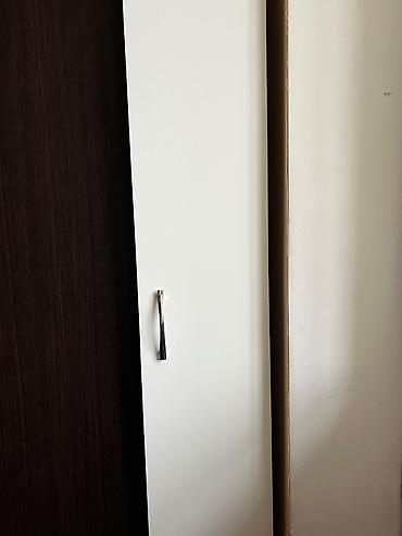 balkon şkaf: Dar və hündür modullu dolab – açıq rəfli bölmə - Tip: modullu şkafın — 1