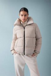 kurtkalar qiz ucun 2023: Defakto kurtka S razmer