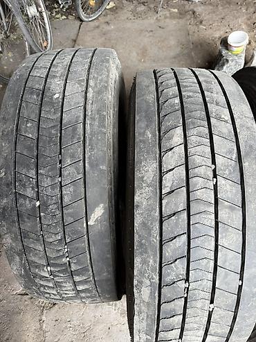 Шины: Комплект грузовых шин (2 шт.) - Размер: ориентировочно 295/60 R22.5 — 2