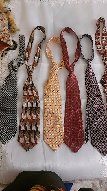 Qalstuklar: Qalstuk — 11