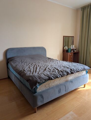 матрасы на 2х спальную кровать: Эки кишилик керебет, Колдонулган, Жумшак башы менен, узуну - 200 см