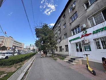 studio apartment: Студия в центре города. Планировка и метраж: - Однокомнатная студия — 4
