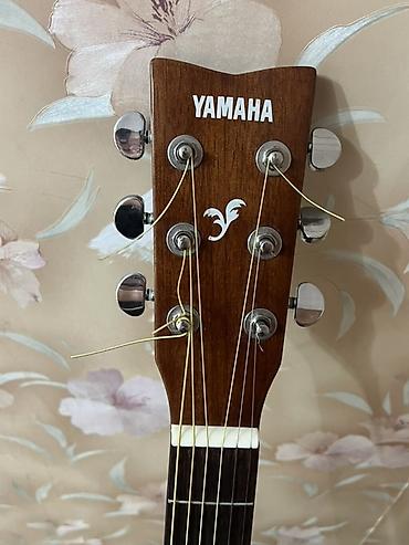 Музыкальные инструменты: Акустическая гитара Yamaha F600 - Тип: акустическая шестиструнная — 3