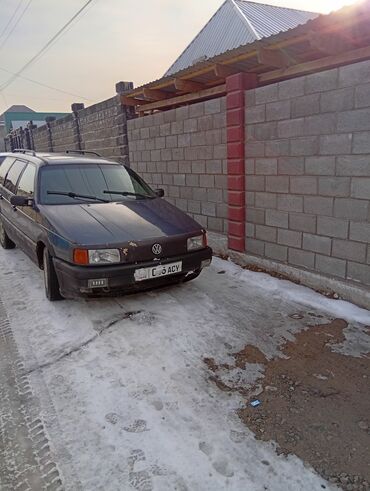 Volkswagen: Volkswagen Passat: 1988 г., 1.8 л, Механика, Бензин, Универсал