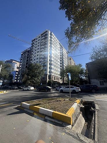 Коммерциялык мүлк: Ижарага Толугу менен кеңсе: 120 м², Ремонтсуз, Биринчи катар — 2