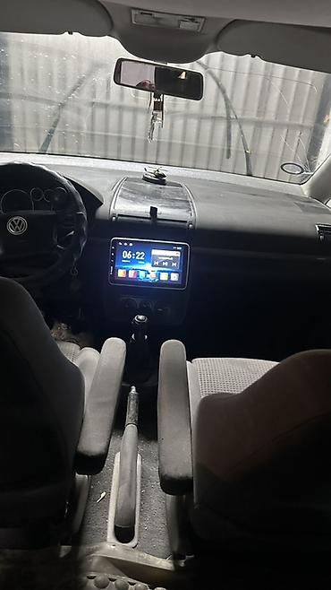Унаа сатуу: Volkswagen Sharan: 2001 г., 1.8 л, Кол менен иштөөчү, Бензин, Вэн/Минивэн — 7