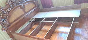 matras taxt ucun: Klassik üslubda 2 nəfərlik taxt, bazalıdır.Matrası yoxdur.180-200 — 5