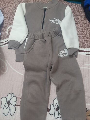 Верхняя одежда: Наполнитель халофайбер, замки рабочие, очень тёплая, турецкий — 4