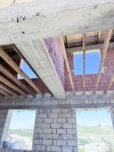 sumqayit 6 ci mikrorayon: 4 otaqlı, 170 kv. m, Təmirsiz — 2