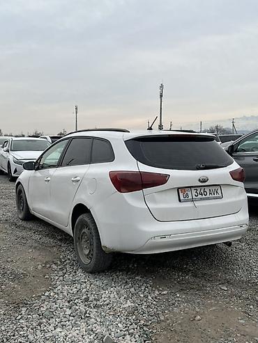 Kia: Kia Ceed: 2014 г., 1.4 л, Механика, Бензин, Универсал — 6