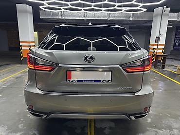 проходная: Lexus RX: 2021 г., 3.5 л, Автомат, Бензин, Кроссовер — 10