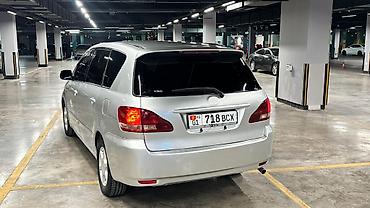 тайота исис: Toyota Ipsum: 2002 г., 2.4 л, Минивэн — 4
