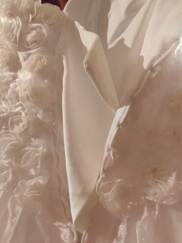 Basanoşka və səndəllər: Ölçü: 36.5, Yeni — 4