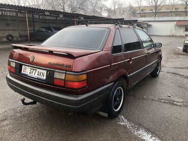 Volkswagen: Volkswagen Passat: 1991 г., 1.8 л, Механика, Газ