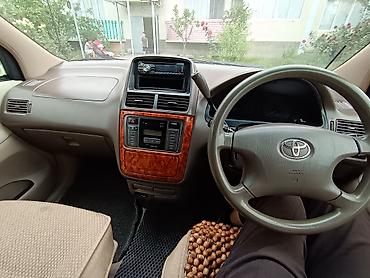 voxy noah: Toyota Gaia: 2003 г., 1.9 л, Автомат, Бензин, Минивэн — 5