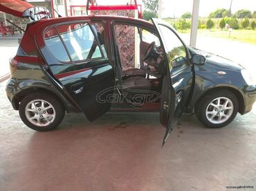Toyota: Toyota Yaris: 1.4 l. | 2005 έ. Χάτσμπακ — 4
